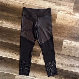 ZYIA Black and Gray Activewear